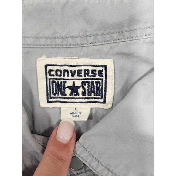 Converse Short Sleeve Button Down down Gray Shirt in Large - Picture 7 of 7